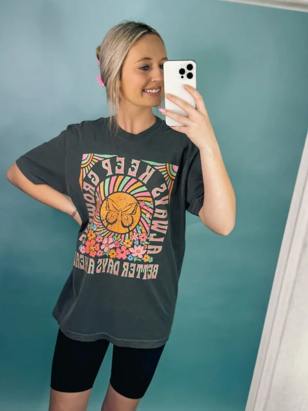 Allie Lynn's Boutique Graphic Tees<Always Keep Growing Graphic Tee "Pepper"