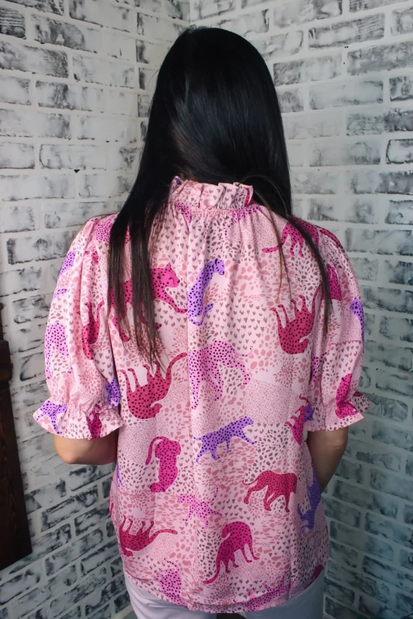 Allie Lynn's Boutique Printed Tops<Charming Cheetah Ruched Top "Pink"