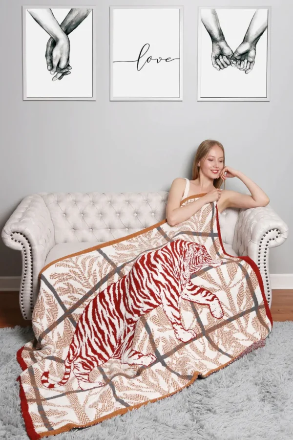 Allie Lynn's Boutique Gifts<Cheetah Blanket "Brown/Camel"