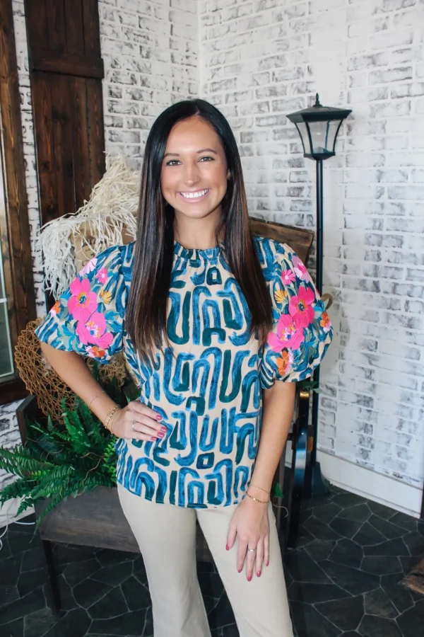 Allie Lynn's Boutique Printed Tops<Classic Embroidered Puff Sleeve Top