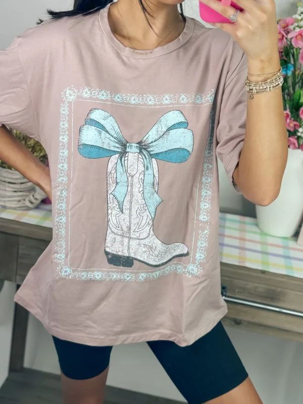 Allie Lynn's Boutique Graphic Tees<Cowboy Boots Bow Ribbon Vintage Graphic Tee