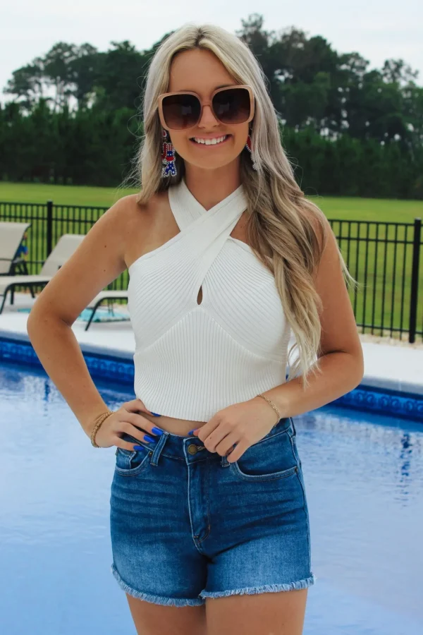 Allie Lynn's Boutique Solid Tops<Cross Neck Cropped Knit Top "White"