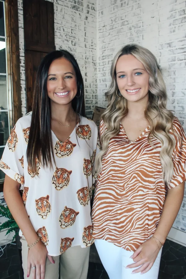 Allie Lynn's Boutique Printed Tops<Easy Tiger Cuff Sleeve Top