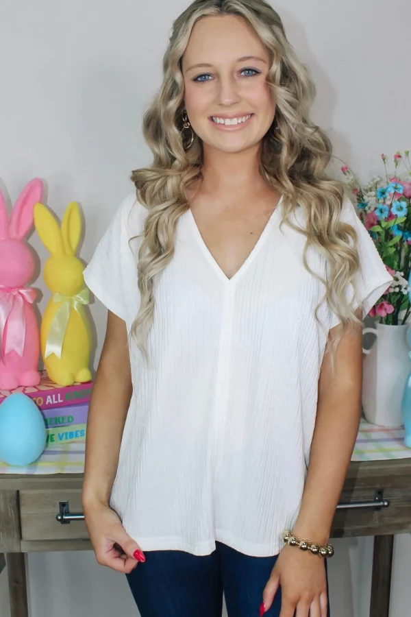 Allie Lynn's Boutique Spring Fever<Elevated Textured Top "Off White"