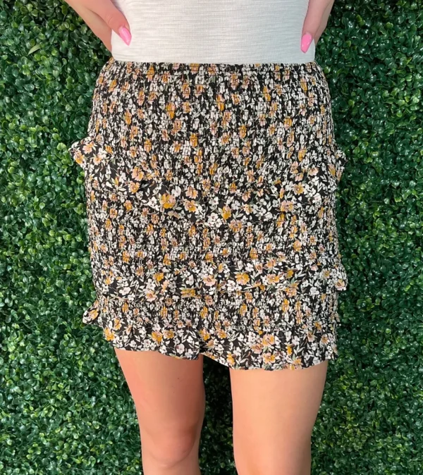 Allie Lynn's Boutique Shorts/Skirts<Fall Floral Smocked Ruffle Mini Skirt