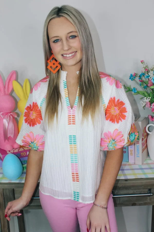 Allie Lynn's Boutique Printed Tops<Floral Embroidered Puff Sleeve Top