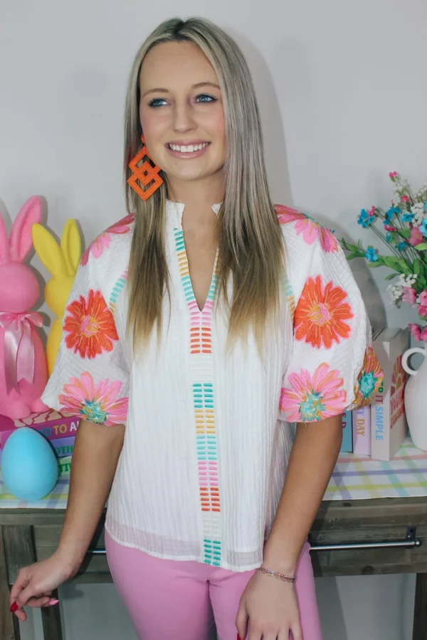 Allie Lynn's Boutique Printed Tops<Floral Embroidered Puff Sleeve Top