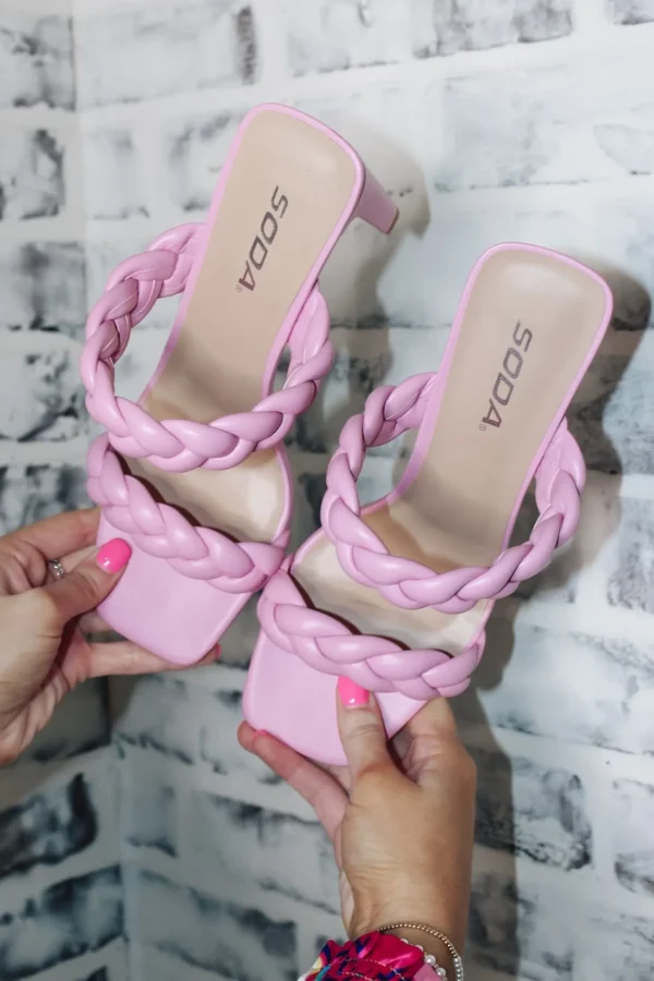 Allie Lynn's Boutique Spring Fever<Found Pink Heel