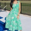 Allie Lynn's Boutique Maxi/Midi Dresses<Green Smocked Maxi Dress