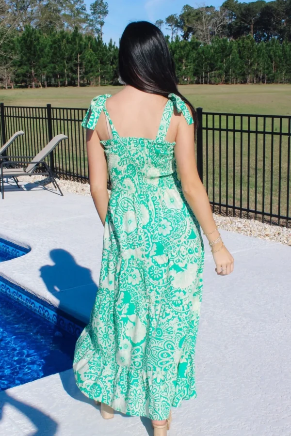 Allie Lynn's Boutique Maxi/Midi Dresses<Green Smocked Maxi Dress