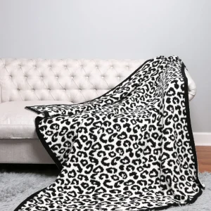 Allie Lynn's Boutique Gifts<Leopard Blanket "Black"