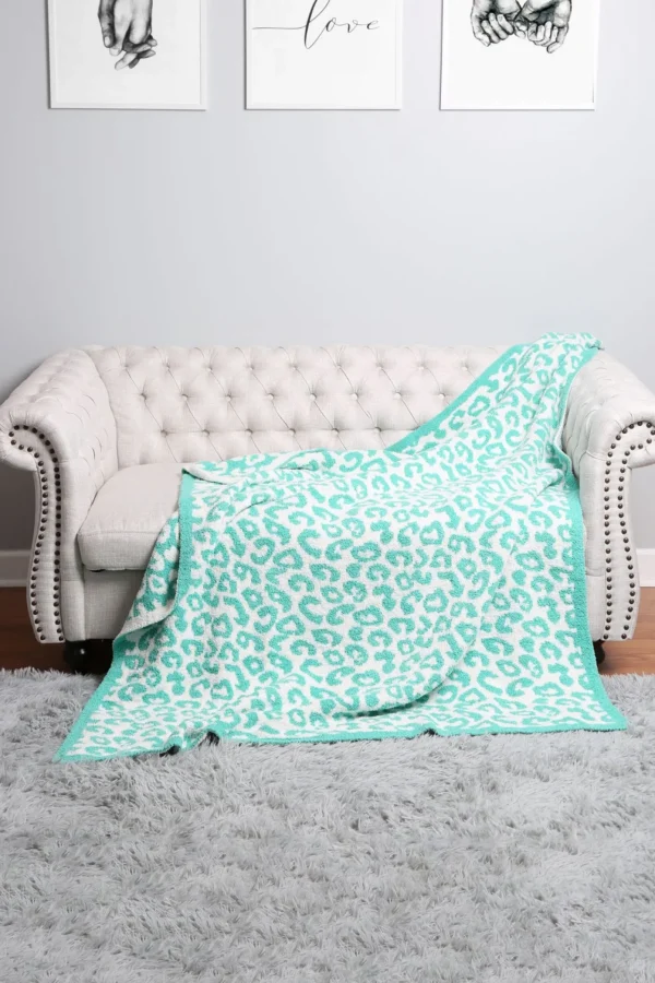 Allie Lynn's Boutique Gifts<Leopard Blanket "Mint"