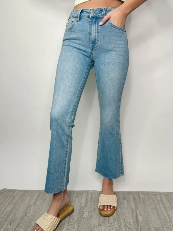 Allie Lynn's Boutique Pants<Light Denim Cropped Flares