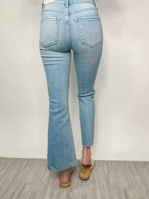 Allie Lynn's Boutique Pants<Light Denim Cropped Flares