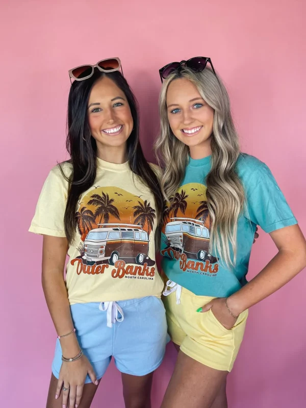 Allie Lynn's Boutique Graphic Tees<Outer Banks Graphic Tee "Butter"