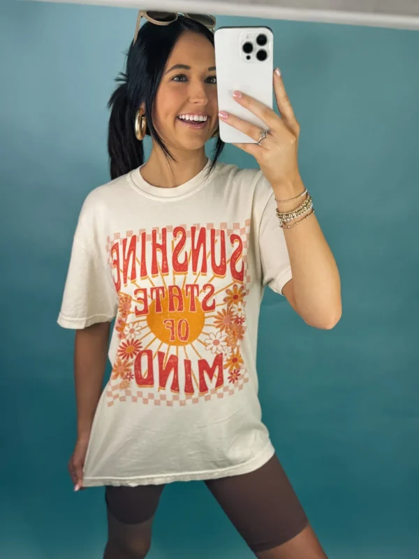 Allie Lynn's Boutique Graphic Tees<Sunshine State Of Mind Graphic Tee