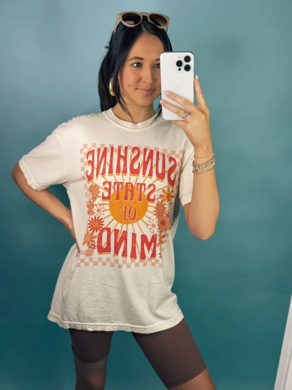 Allie Lynn's Boutique Graphic Tees<Sunshine State Of Mind Graphic Tee