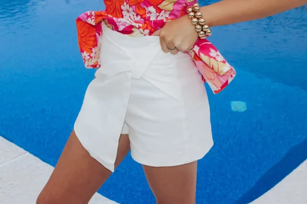 Allie Lynn's Boutique Spring Break Edit<Twill Denim Skort "White"